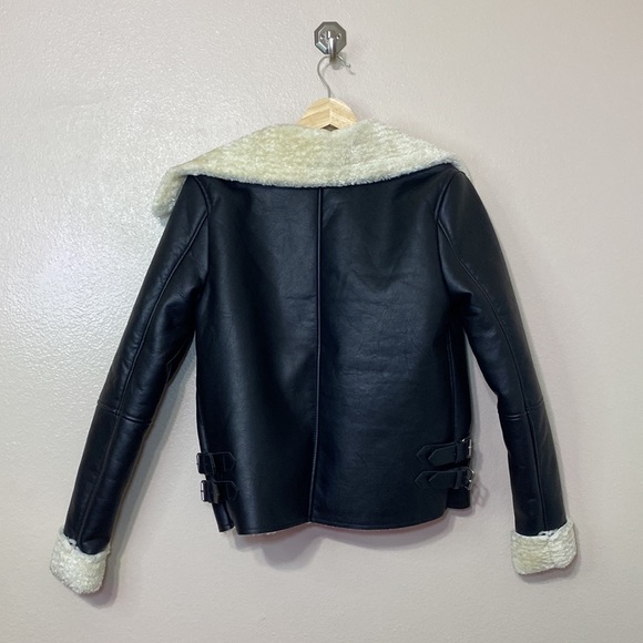 LOVE TREE - BLACK SHERPA LEATHER COAT - Picture 8 of 11